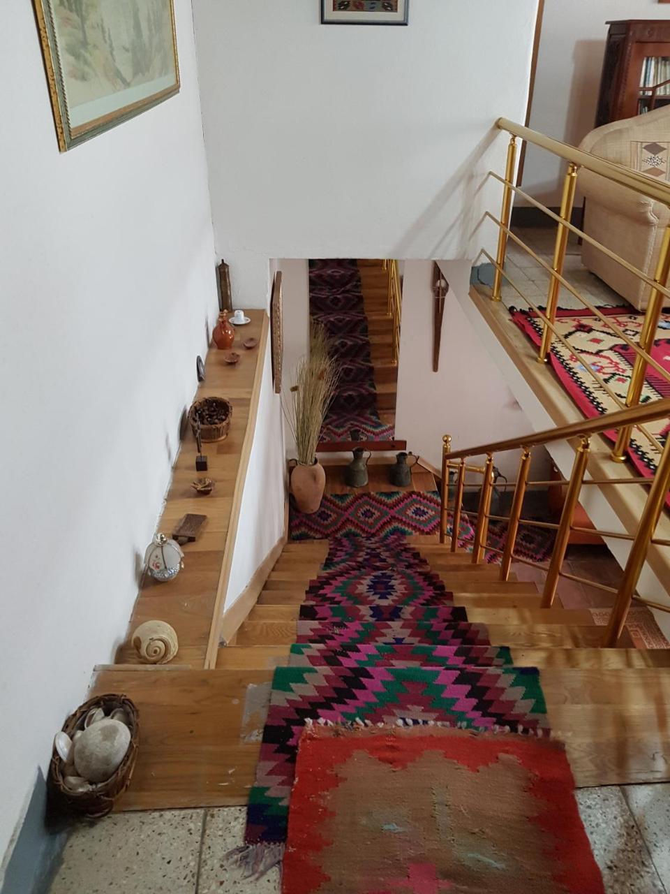 Eva Guesthouse Gjirokaster Bagian luar foto